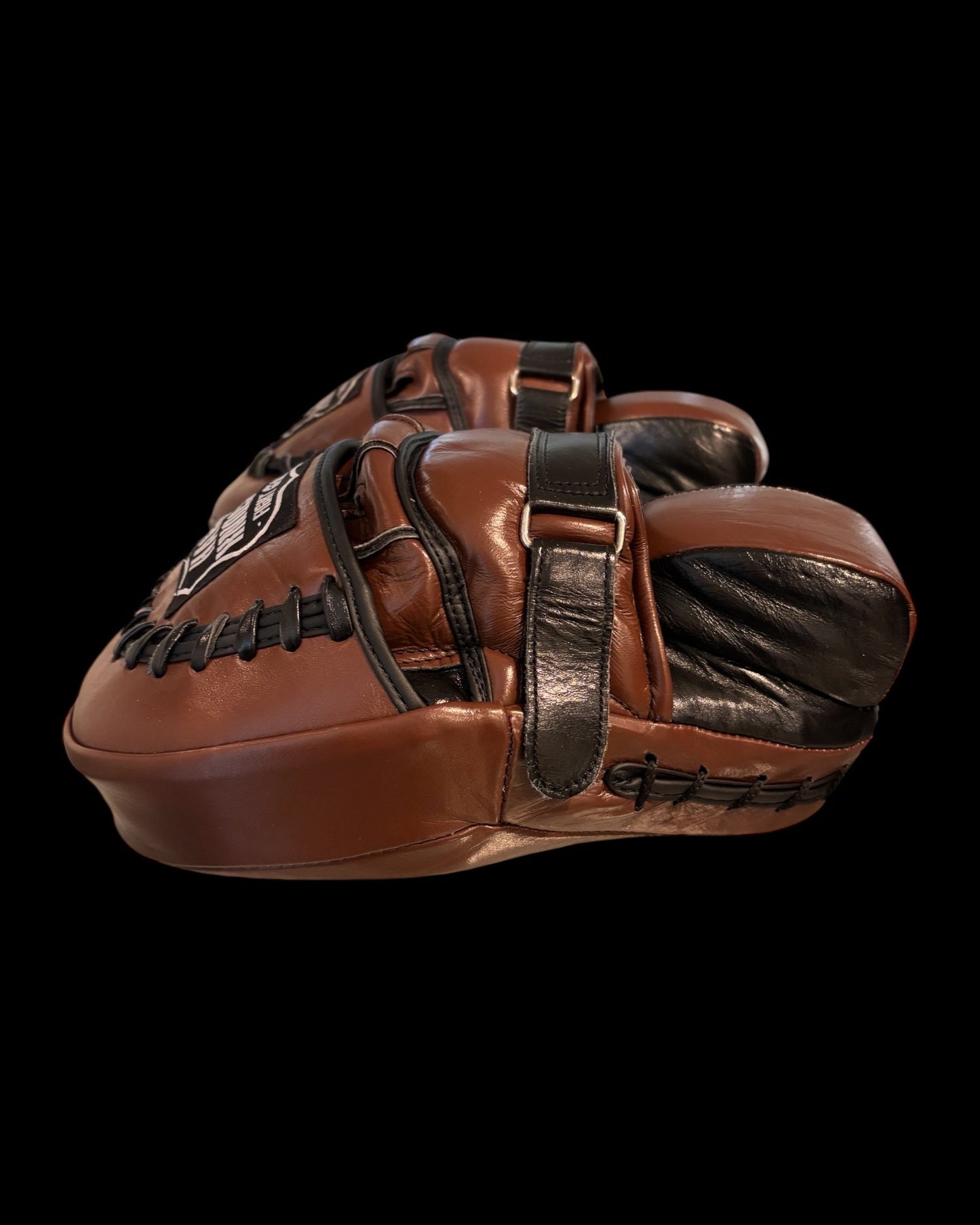 Hard Knocks Platinum Leather Focus Mitts